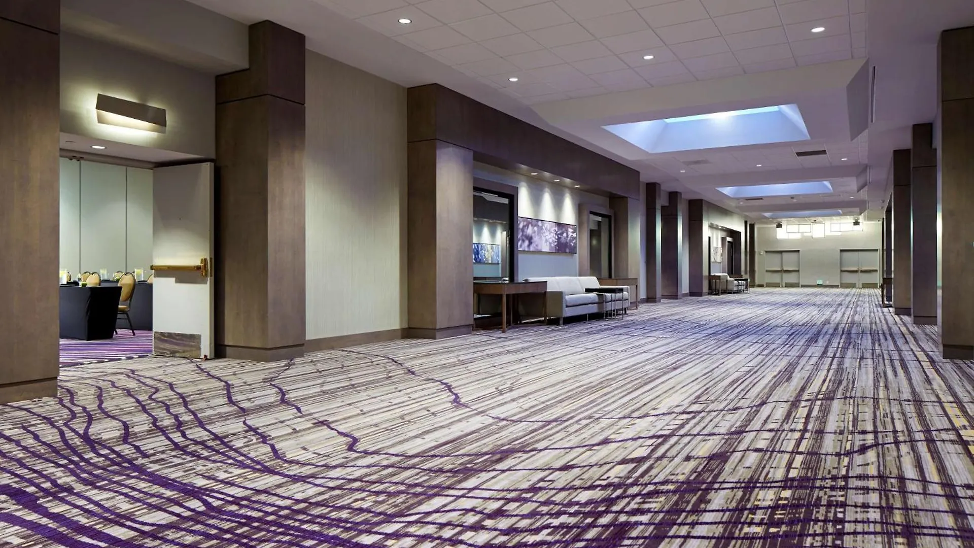 Hilton Long Beach Hotel