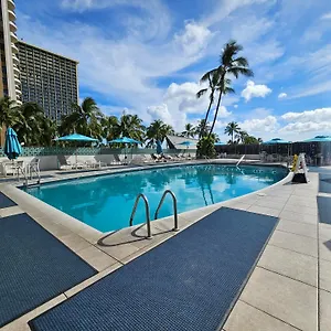 Ilikai Tower 1137 Yacht Harbor View 1br Honolulu